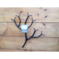 Ein Paar Wandleuchter Aus Zweigkerzenhalter Einzigartige An Der Wand Befestigte Gliedförmige Kunst. Hergestellt in Den Adirondack Mountains Von New Ein Paar Wandleuchter Aus Zweigkerzenhalter Einzigartige An Der Wand Befestigte Gliedförmige Kunst. Hergestellt in Den Adirondack Mountains Von New von Adironstix