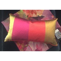 Saarika Berry Inch Kissen Kissenbezug Designers Guild 2018 Kollektion Saarika Berry Inch Kissen Kissenbezug Designers Guild 2018 Kollektion von AdoreDesignLucie