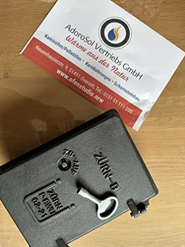 Zürn Kamintüre mit Schlüssel Gusstüre Zürn Kamintüre mit Schlüssel Gusstüre von Krokodilzange