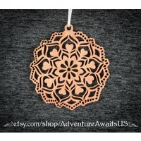 Open Lotus Herz Ornament - Holz Laser Geschnitten Maine Gemacht Blume Geschenk Mehndi Indien Symbole Urlaub Weihnachtsdekoration Freude Frieden Glück von AdventureAwaitsUs