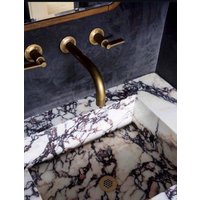 Calacatta Burgunder Marmor Waschbecken Anpassbare Wand Waschbecken Calacatta Burgunder Marmor Waschbecken Anpassbare Wand Waschbecken von Aegeanmarble