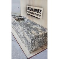 Calacatta Viola Marmorwaschbecken, Marmorarbeitsplatte Mit Waschbecken, Sonderanfertigungswaschbecken, Handgefertigtes Waschbecken von Aegeanmarble