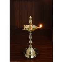 Messing Öllampe/Diya - Handgefertigtes & Traditionell Gestaltetes Set Von 2 Stück von AestheticTangerine