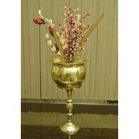 Übertopf Aus Messing Mit Ständer|| Pflanzgefäß || Blumentopf in Schlichtem Design, Goldene Farbe Für Indoor/Outdoor-Pflanze - Größe Übertopf Aus Messing Mit Ständer|| Pflanzgefäß || Blumentopf in Schlichtem Design, Goldene Farbe Für Indoor/Outdoor-Pflanze - Größe von AestheticTangerine