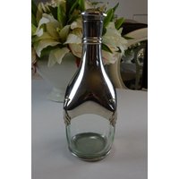 Karaffe Zinnmontour Schlicht Blätterranken Sehr Guter Zustand Korken Etains Du Manoir Paris France von AetBBrocante