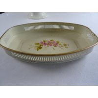 Metalltablett 30Er Jahre Cremeweiss Rand Durchbrochen Obstschale Blech Goldmontour von AetBBrocante