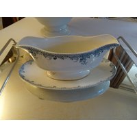 Sauciere Dekor Smaragdblau Steingut Patina Gebrauchsspuren Frankreich Küche Deko Vintage von AetBBrocante