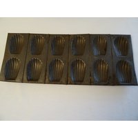 Sehr Alte Madeleine Backform Metall Frankreich Bäcker Vintage Deko von AetBBrocante