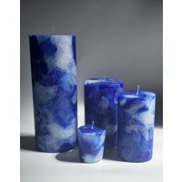 Indigo Marmor Kerzen, Wirbelkerze, Blau Geschenk-Set, Einweihungsgeschenk, Blaue Kerze, Kobaltblaue Dekoration, Dunkelblaue Kerze Indigo Marmor Kerzen, Wirbelkerze, Blau Geschenk-Set, Einweihungsgeschenk, Blaue Kerze, Kobaltblaue Dekoration, Dunkelblaue Kerze von AgaMakesCandles