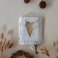Shabby Chic Schlüsselbrett "Herz" in Weiß | Kleines Schlüsselboard Aus Holz Geschenk Für Freunde Zum Einzug von AgatasLaedchen