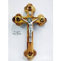 Handgefertigtes Jerusalem-Kruzifix Aus Olivenholz Mit Zutaten Für Das Heilige Land | 18 cm X 12 cm Handgefertigtes Jerusalem-Kruzifix Aus Olivenholz Mit Zutaten Für Das Heilige Land | 18 cm X 12 cm von AgioErgo
