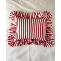 Rote Streifen Rüschen Baumwolle Kissen Rote Streifen Rüschen Baumwolle Kissen von AgnesStoreGoods