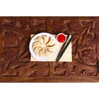 Handgefertigter Miniatur Momos Magnet, Polymer Clay Food Magnet von AgnikaCreations