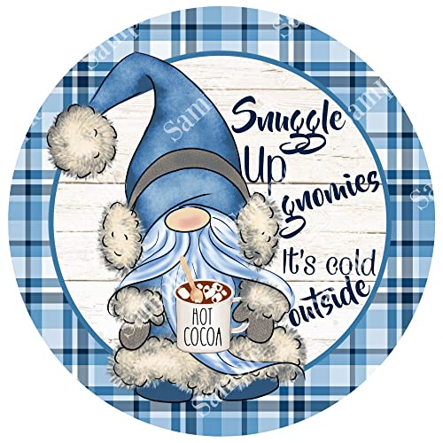 Blechschilder Snuggle Up Gnomies Winter Gnom Weihnachtsschild – Weihnachtskranzschild – Türhänger – abgestuftes Tablett Schild – Kranz Mittelbefestigung Metallschild 15,2 x 15,2 cm Blechschilder Snuggle Up Gnomies Winter Gnom Weihnachtsschild – Weihnachtskranzschild – Türhänger – abgestuftes Tablett Schild – Kranz Mittelbefestigung Metallschild 15,2 x 15,2 cm von Ahee