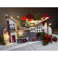 Winterdorf Holz Mit Led-Handgemachte Weihnachtsdeko - Mini Holzhäuser, Geschenkidee Skandi Stil von AhornKreativ