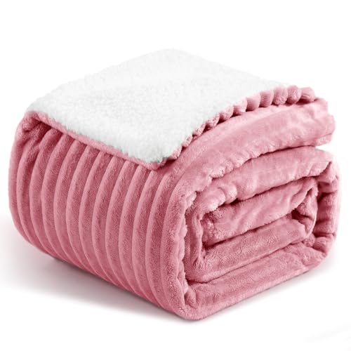 Aisbo Dicke Sherpa Decke Rosa - Warme Kuscheldecke Flauschig, Winter Plüsch Kuscheldecken 150x200 cm XL als Sofadecke Couchdecke Überwurf Wohndecke von Aisbo