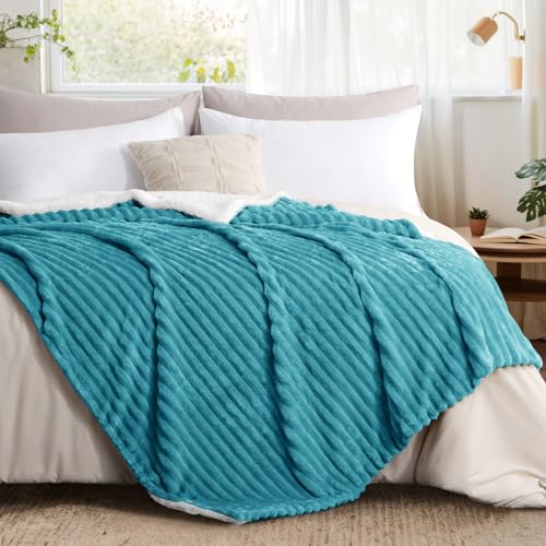 Aisbo Dicke Sherpa Decke Türkis - Warme Kuscheldecke Flauschig, Winter Plüsch Kuscheldecken 220x240 XXL als Sofadecke Couchdecke Große Überwurf Wohndecke von Aisbo