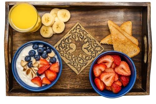 Ajuny Handgefertigtes Holztablett im keltischen Design, mit Griffen, 38,1 cm, handgeschnitzt, Mangoholz, Servierplatte für Snacks, Kaffee, Tee, dekoratives rustikales Serviertablett für Zuhause, Küche von Ajuny