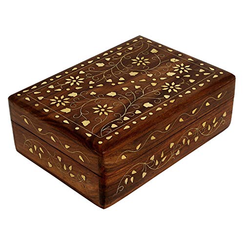 Ajuny Handgeschnitzte Dekorative Schmuck Aufbewahrungsbox aus Holz Blumenstil Messingeinlage Mehrzweck für Andenken Reise Schatztruhe Schmuckhalter Geschenke, 7x5 Zoll von Ajuny