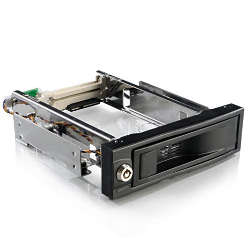 Akasa Lokstor M52 Server Rack von Akasa