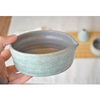 Matcha Schale Mit Ausguss, Handgefertigte Chawan Teeschale, Schalen Set, Rustikale Schale, 2 Größen Matcha Schale Mit Ausguss, Handgefertigte Chawan Teeschale, Schalen Set, Rustikale Schale, 2 Größen von AlMarCeramics