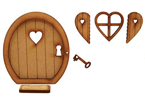 Feen-Tür „Key to my Heart“ 3D-Deko (dreidimensional) zur Selbstmontage; Holz-Feentür-Kit mit Feen-Fenster und Fensterläden und Schlüssel. von Alchemy Engraving