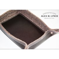 Dunkelbraunes Leder Und Fischgrät Wolle Tweed Travel Tray, Valet Tablett, Fangen Alle von AlexMLynch