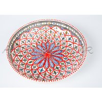 Handgefertigte Flache Ton-Schale Aus Tunesiendiese Schale Ist Ideal Für Die Verwendung Als Dekoration Oder Serviergeschirr Handgefertigte Flache Ton-Schale Aus Tunesiendiese Schale Ist Ideal Für Die Verwendung Als Dekoration Oder Serviergeschirr von Aleyakeramik