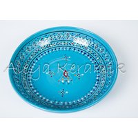 Handgefertigte Flache Ton-Schale Aus Tunesiendiese Schale Ist Ideal Für Die Verwendung Als Dekoration Oder Serviergeschirr Handgefertigte Flache Ton-Schale Aus Tunesiendiese Schale Ist Ideal Für Die Verwendung Als Dekoration Oder Serviergeschirr von Aleyakeramik