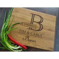 Schneidebrett Mit Monogramm. Lasergraviertes Handgefertigtes Aus Holz. Geburtstag, Hochzeit, Jubiläum Geschenk Von Algis Crafts von AlgisCrafts