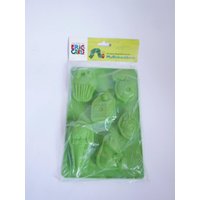 1 Backform Aus Silikon Eric Carle, Muffinform Oder Keksform Die Kleine Raupe Nimmersatt, Grüne Silikonform Backen Für Kinder von AliceVintageTreasury