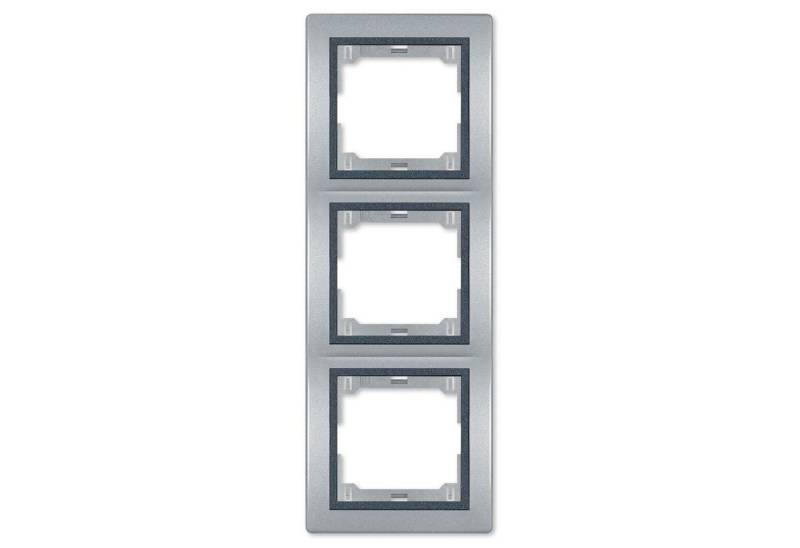 Aling Conel Unterputz-Steckdose Abdeckrahmen 3-fach vertikal (mit Zwischenrahmen) Silber, Packung, VDE-zertifiziert von Aling Conel