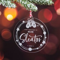 Personalisierte Erste Weihnachtsverzierung | Laser-Cut-Acryl von AlirooDesign
