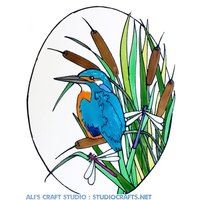 Wunderschöner Ovaler Eisvogel Handbemalte Fensterklammer - Get The Look Of Stained Glass | Ref 1234 Handarbeit Von Ali Es Craft Studio von AlisCraftStudio