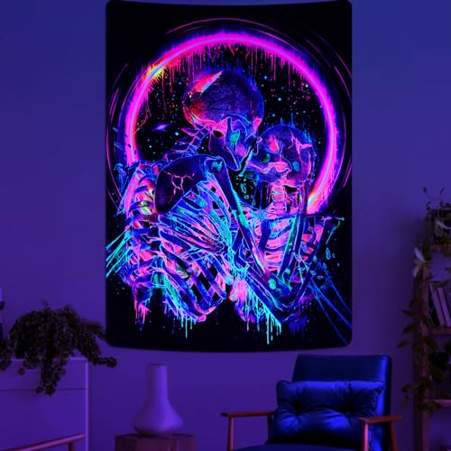 Alishomtll Schwarzlicht Wandteppich Paar Skelett Wandbehang Verträumt UV Reaktiv Hippie Wandteppich Glühen im Dunkeln Galaxie Romantisch Wandtuch Wandkunst für Schlafzimmer Wohnzimmer 150x130cm von Alishomtll