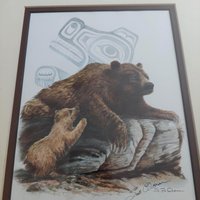 Handsignierte Vintage Sue Coleman Native Design Matt Druck Bild - Bär Und Junges Handsignierte Vintage Sue Coleman Native Design Matt Druck Bild - Bär Und Junges von AlkaraDesigns