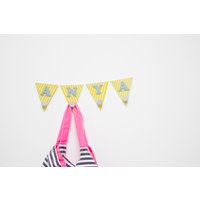 Personalisierte Kindergarderobe Kinderzimmer Dekor Namensschild Personalisierte Kindergarderobe Kinderzimmer Dekor Namensschild von AllLittleRockstars