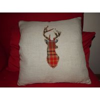 Tartan Stags Kopf Kissen Tartan Stags Kopf Kissen von AllThingsTartan