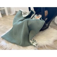 Sommerdecke Babydecke Geburtsdecke Kuscheldecke Waffelpique Geburtsgeschenke Decke Namen Personalisierte Taufgeschenk Baby von AllesausliebeByInka
