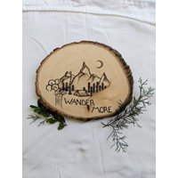 Wandern Sie Mehr Holz Brennen Stück von AlliMartindaleArt