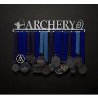 Bogenschießen - Männliche Oder Weibliche Figur Verfügbar Recurve- Verbundbogenoptionen Allied Medal Hanger Inhaber Display Rack von AlliedMedalHangers