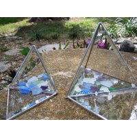 4" Pyramide Glasdose 4" Pyramide Glasdose von AlligatorSmiles