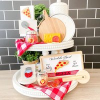 Weltbeste Pizza 3D Tiered Tray Zeichen Set, Zeichen, Dekor, Küche Küchenregal von AlltheDaysCreations