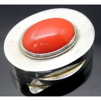 Hergestellt in Italien Liebenswert Oval Faux Koralle Hochglanz Polierte Pille Box Massiv Sterling Silber Sammlerstück von AllureUnited
