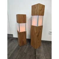 Dekoratives Standlampen Set Aus 2 Säulen in Eiche Optik Handgefertigt von Almanato