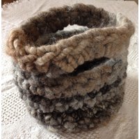 Kleine Woll-Garn-Tasche, Eimer-Geldbeutel-Tasche, Handgehäkelte Korb-Tasche, Aufbewahrungstasche Kleine Woll-Garn-Tasche, Eimer-Geldbeutel-Tasche, Handgehäkelte Korb-Tasche, Aufbewahrungstasche von AlpacaMeadows