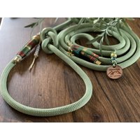 Retriever - Tauleine Pistaziengrün Retriever - Tauleine Pistaziengrün von AlpenDog