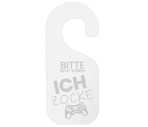 Türanhänger Türschild Holz Acryl Gravur Nicht Stören Familie Kinderzimmer WC Büro Lustig - Höhe: 18 cm, ca. 8 cm breit, Motiv wählen:Ich Zocke, Material wählen:Acryl von Alsino