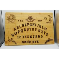 Spirit Board Bambus Schneidebrett Mit Ahorn Planchette von AlteredGoodsStore