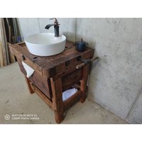 Waschtisch Aus Alter Hobelbank Mit Großer Schublade Und Waschbecken Wasserfall-Wasserhahn von Altholzmoebel